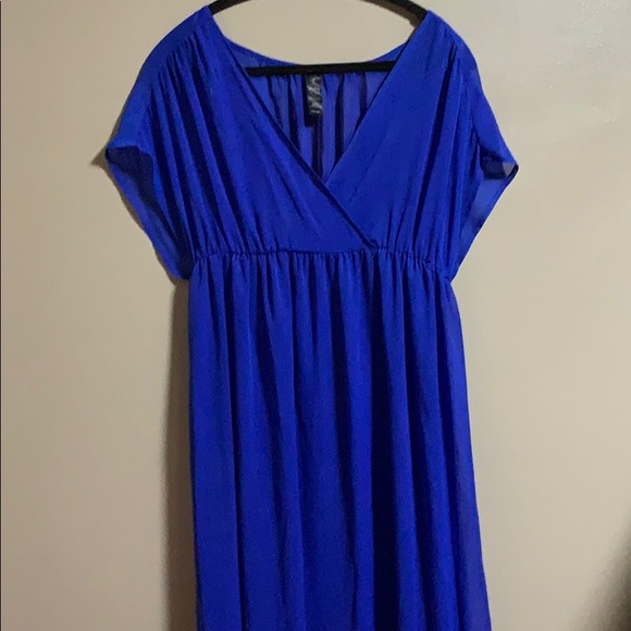 Dress coverup - Picture 1 of 3